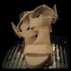Dana Buchman Ivory Weaved Wedges